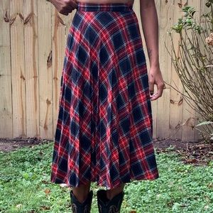 Vintage 1970s pleated wool skirt